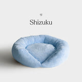 Care Luxe（ケアリュクス）雫｜清潔感とやさしさを感じる水色の日本製ペットベッド｜爽やかで落ち着いた雰囲気に